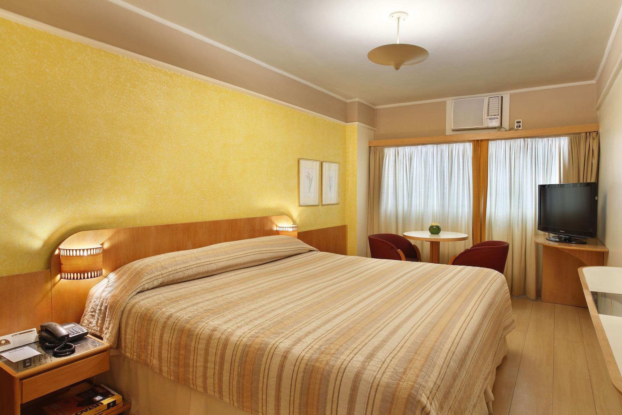 Mirasol Copacabana Hotel