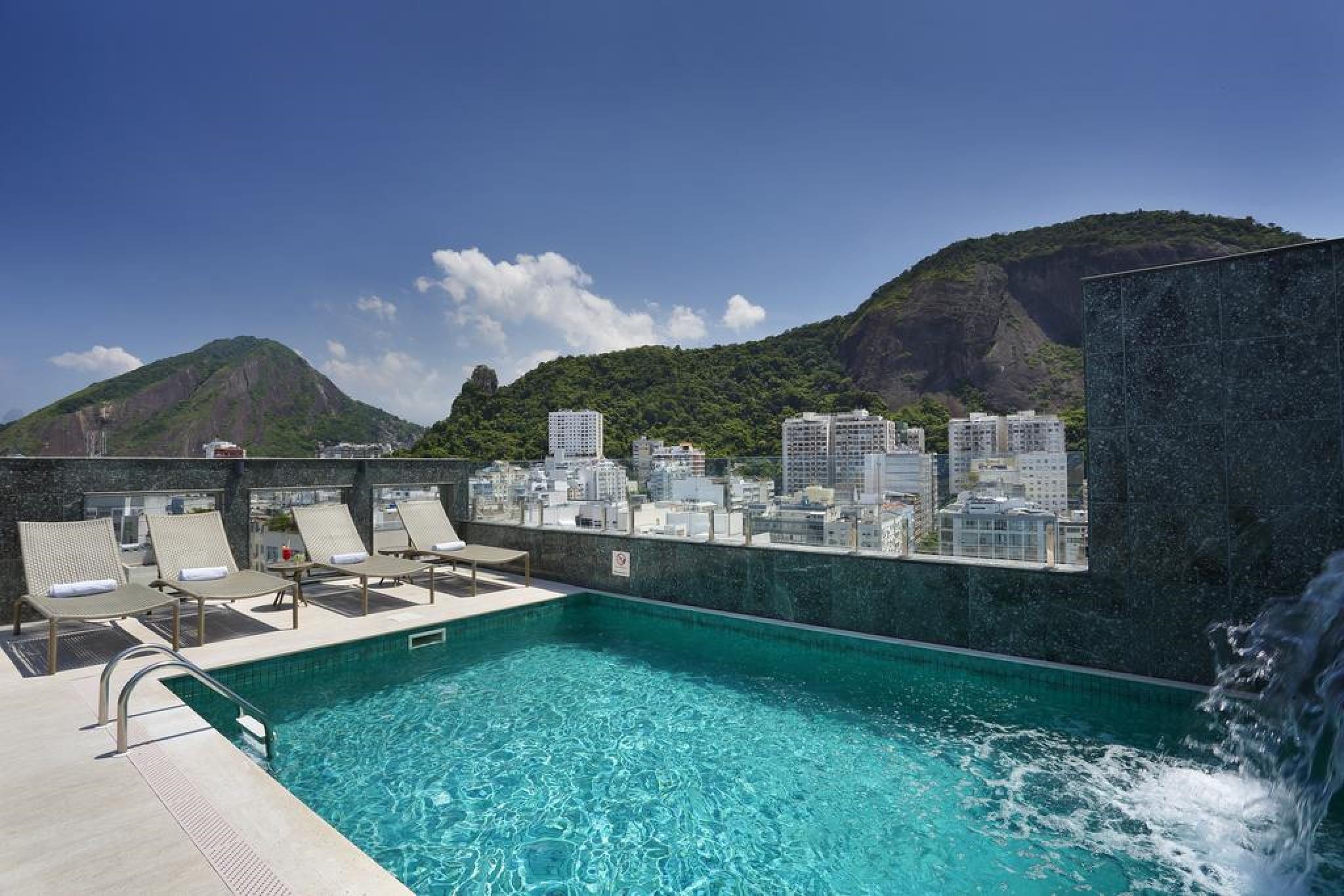 Hotel Mirasol Copacabana 4*