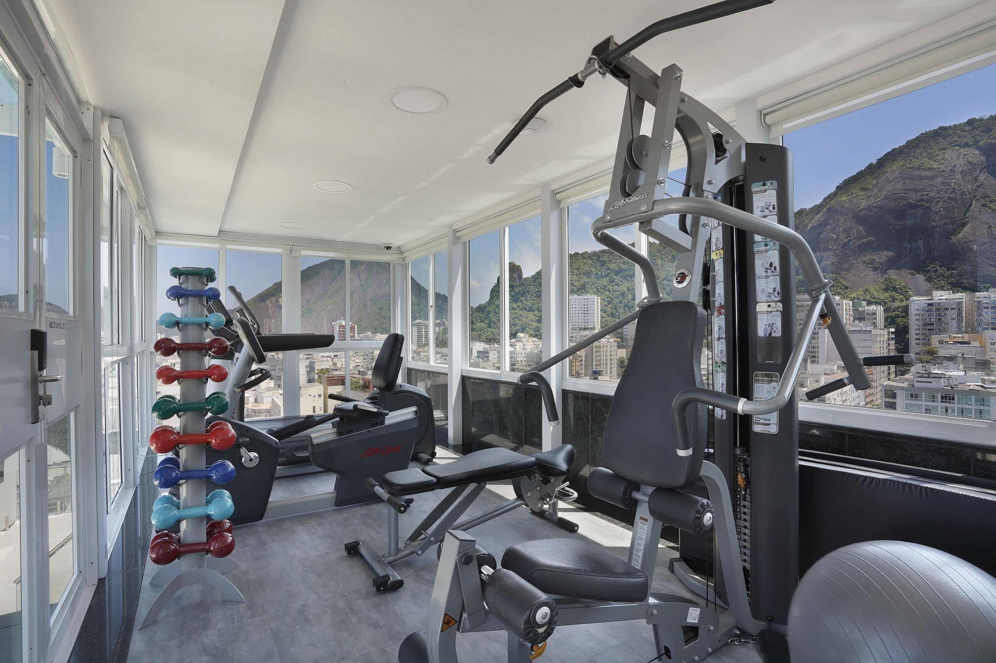 Hotel Mirasol Copacabana 4*